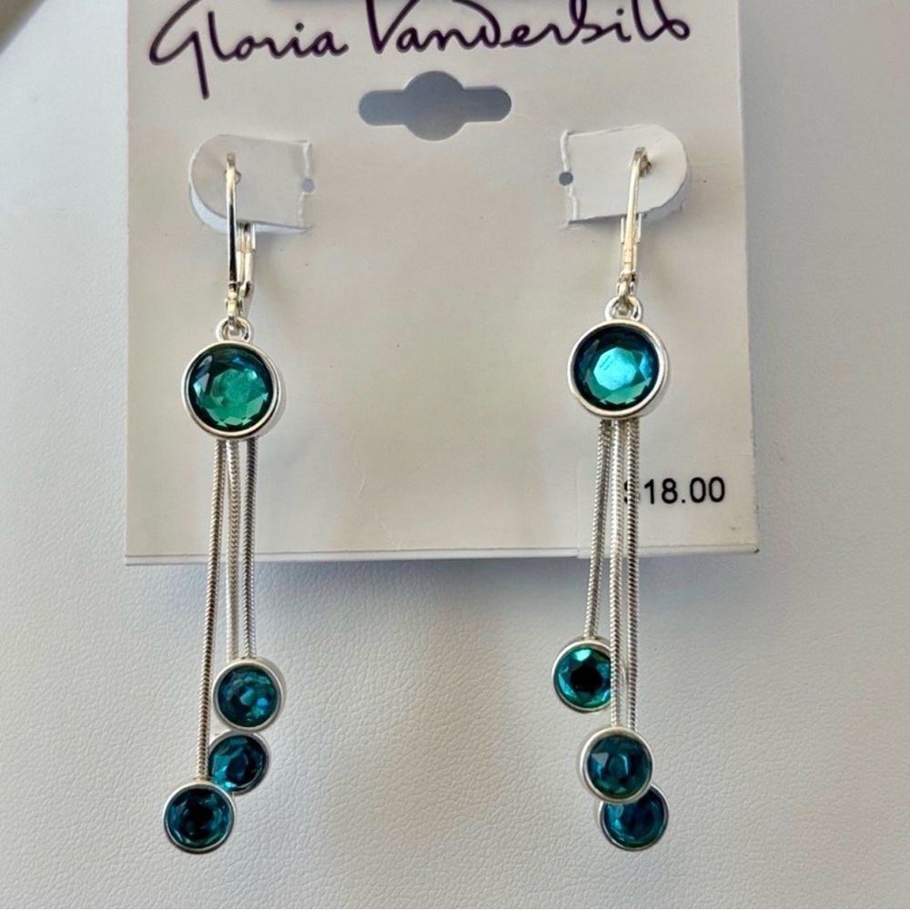 Gloria Vanderbilt Tri Silvertone pendulum drop,blue beveled acrylic stones